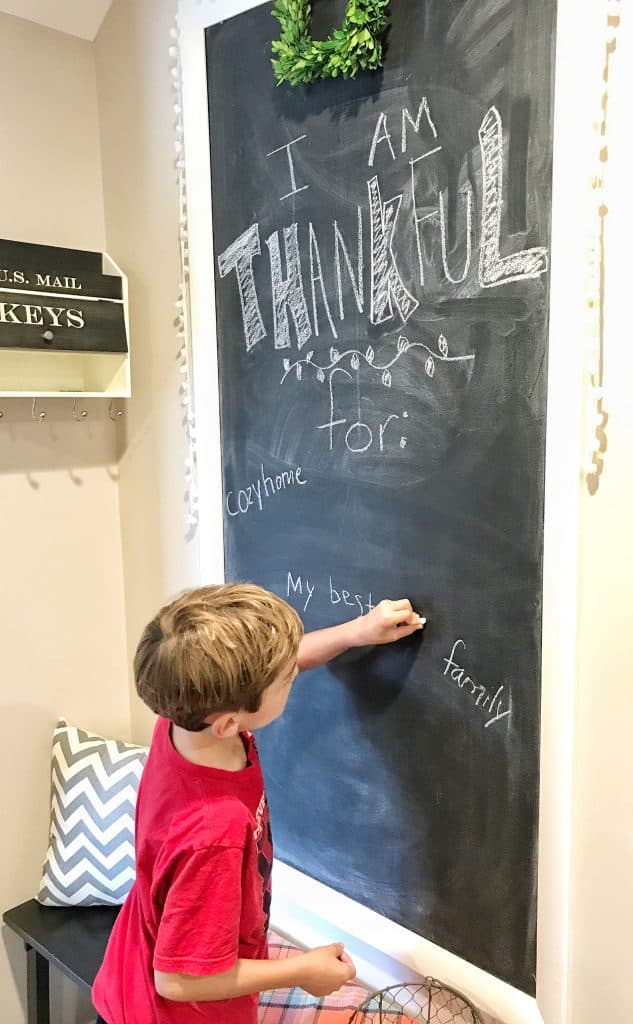 How to start a November thankfulness tradition with your family #givethanks #gratitude #familytraditions #november
