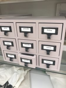 Mini Card Catalog for Office Organization #farmhouse #homeoffice #organizationideas #drawers