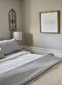 Neutral Farmhouse Master Bedroom #bedding #gray #fixerupperstyle