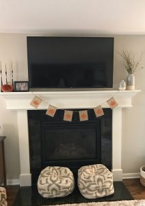 Fall Farmhouse Mantle #falldecor #modernfarmhouse #diydecor