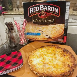 5 Tips for Feeding Houseguests #mealideas #familyfriendly #entertaining #sponsored