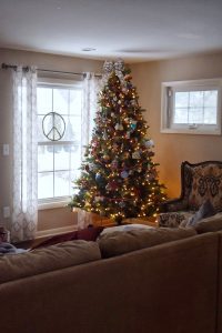 Cozy Farmhouse Christmas Tour #shabbychic #modernfarmhouse #fixerupper #diy