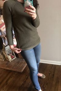 My honest review of Stitch Fix #affiliate #unboxing #winterbox #momoutfits