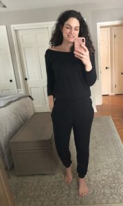 Review of Trendsend Subscription Box January 2019 #winteroutfits #momstyle #outfitideas 