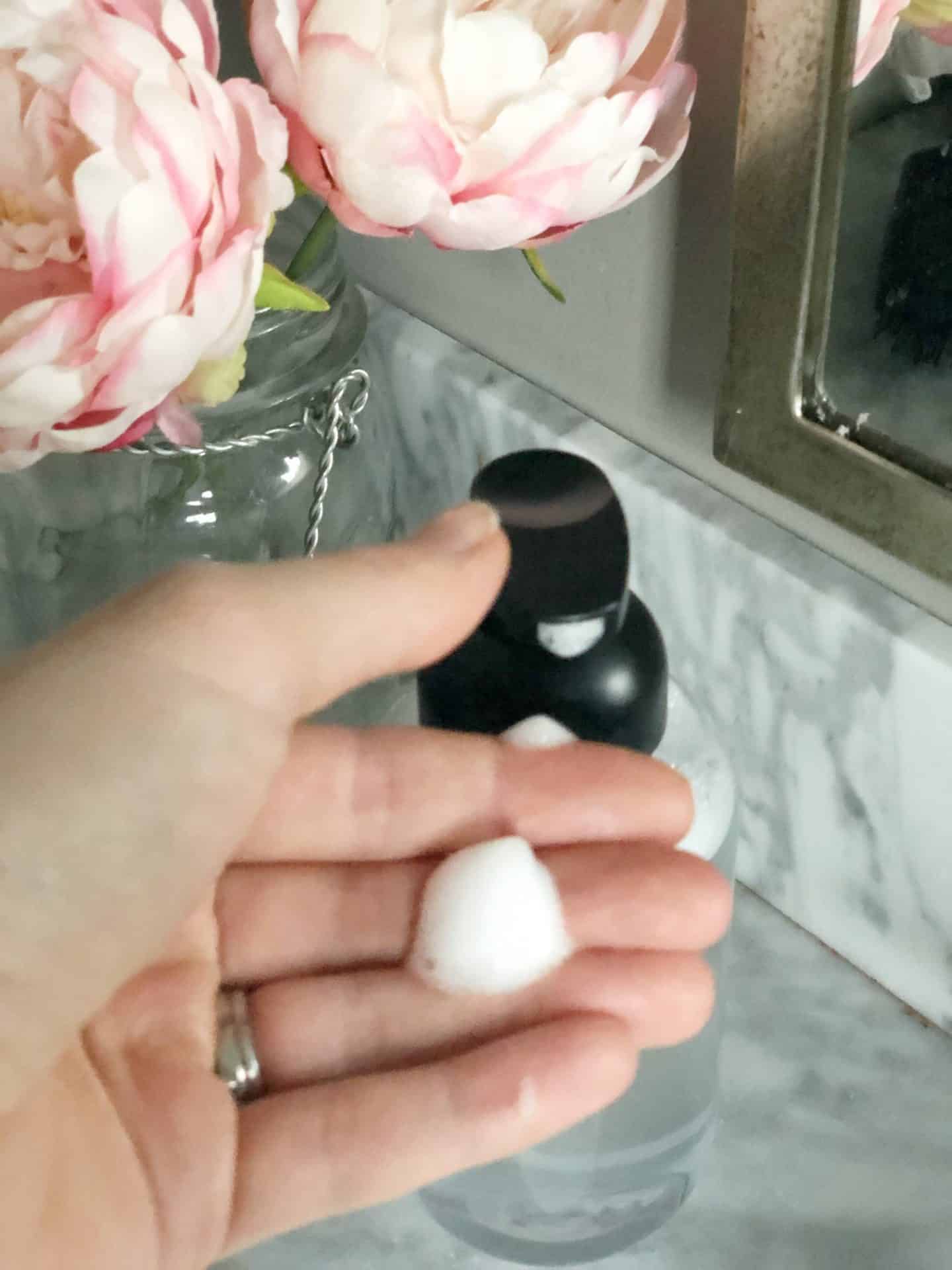 How to make scented foaming hand soap #kids #essentialoil #castillesoap