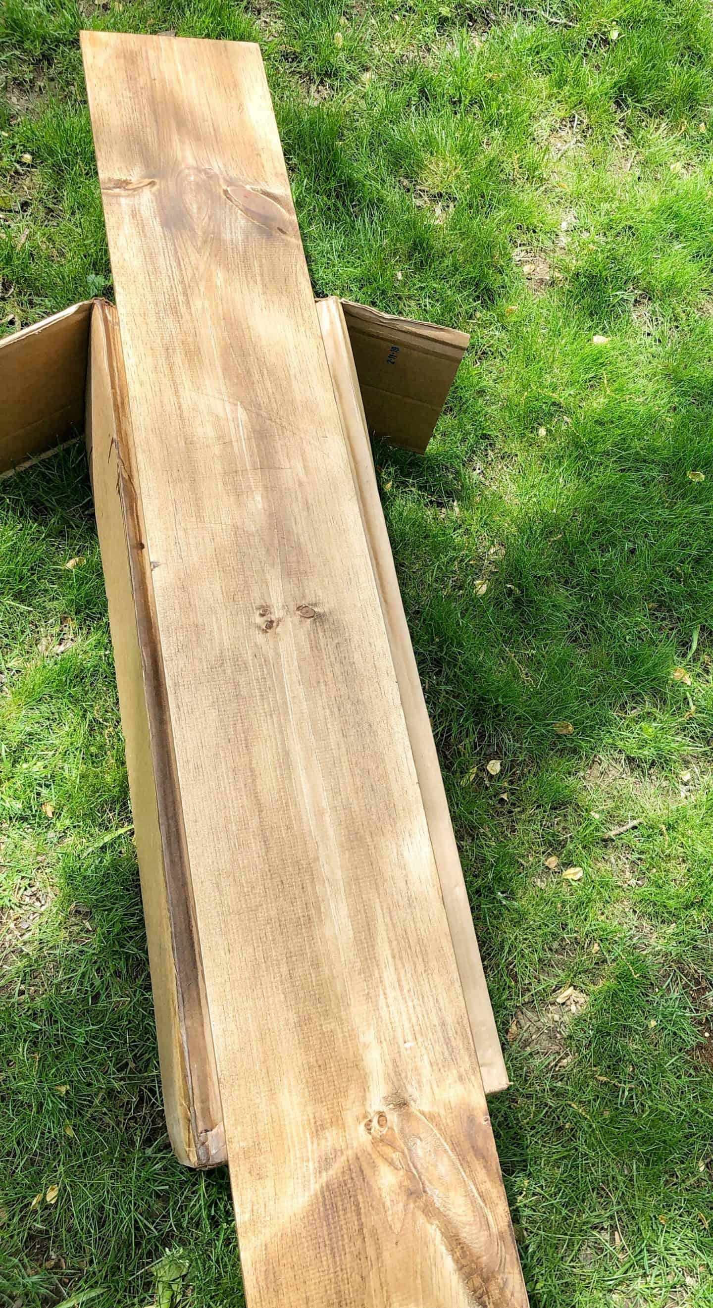 how to make a wooden growth chart for cheap #diy #growthcharts #farmhousedecor #measuringchart