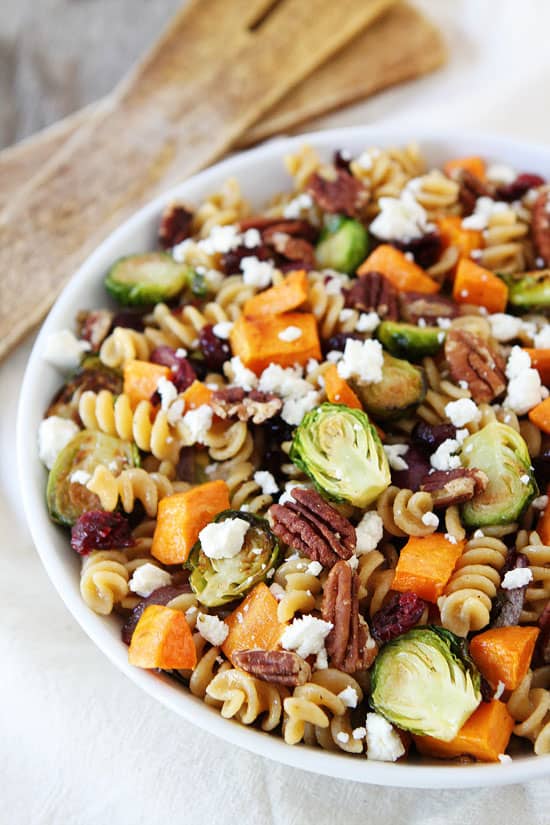 Best Fall salad recipes this season #pasta #sweetpotatoes #vegetarian
