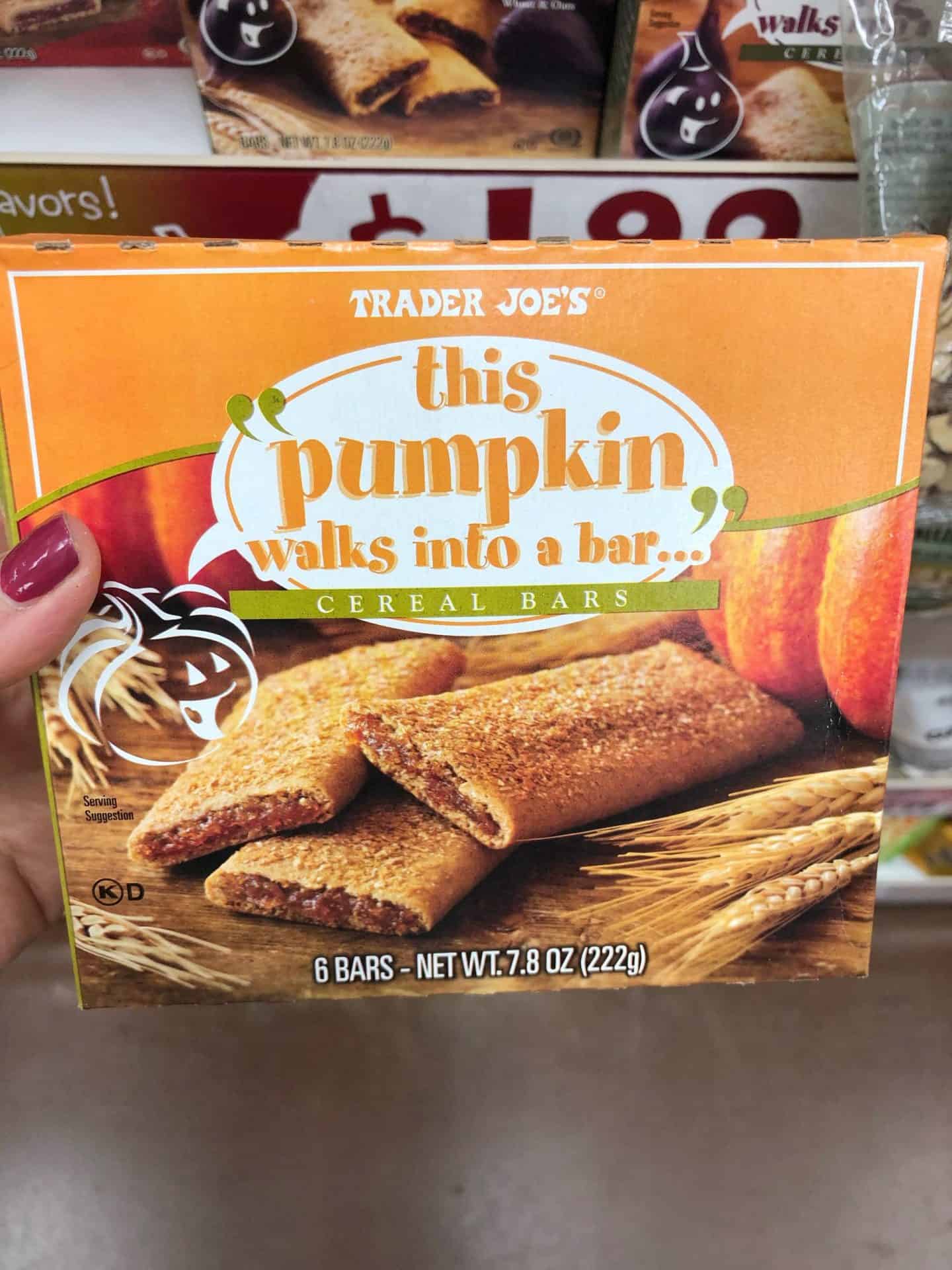 What to buy at Trader Joe's in the Fall #shoppinglist #printable #pumpkinspice