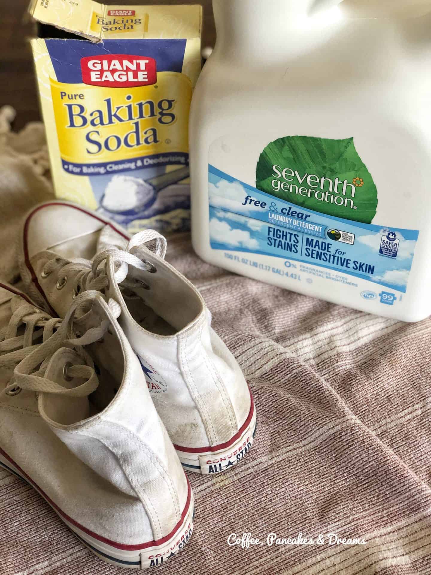 How to Clean Converse Shoes #recipe #ingredients #diy #canvasshoes