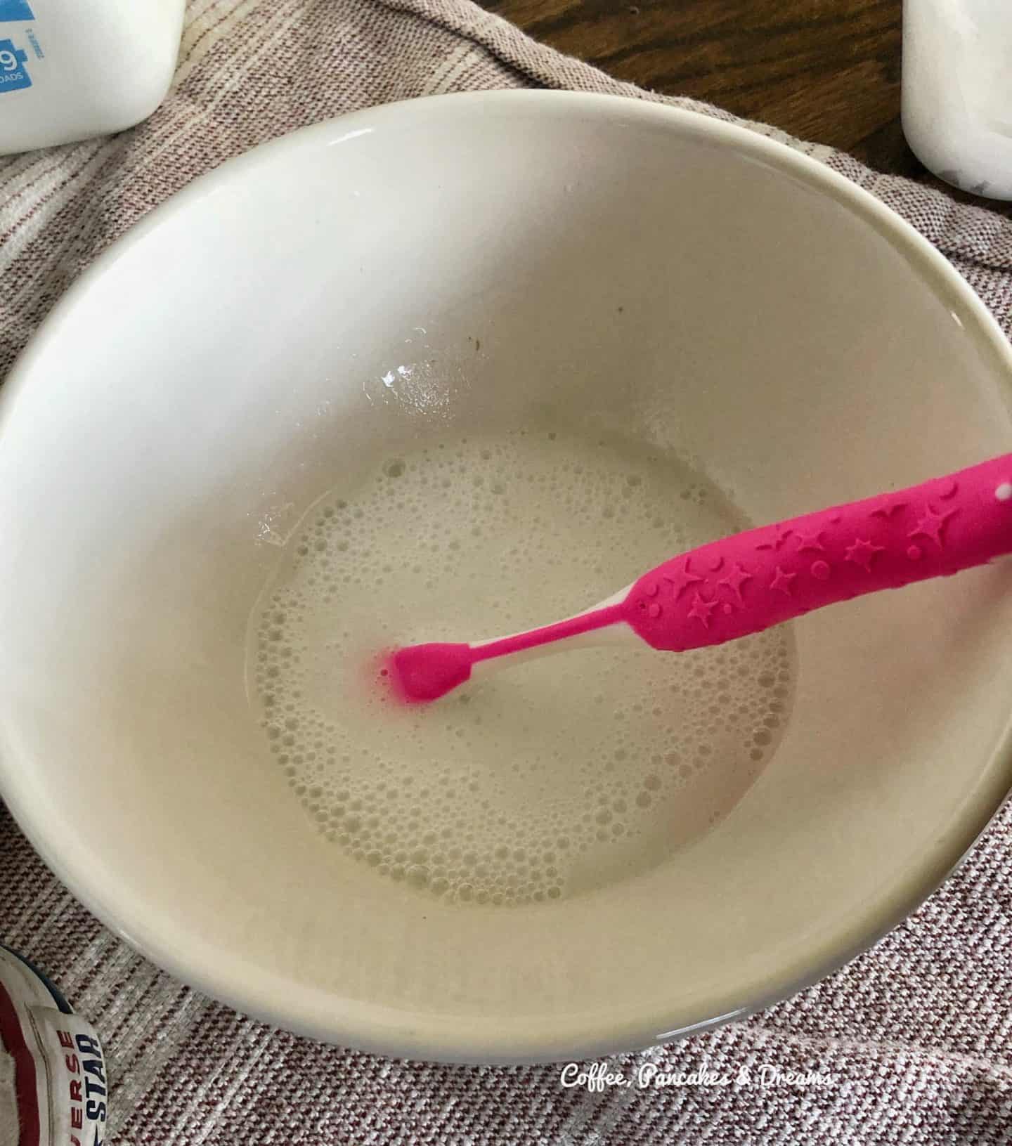 how to clean white converse shoes #canvas #cleaning #recipe