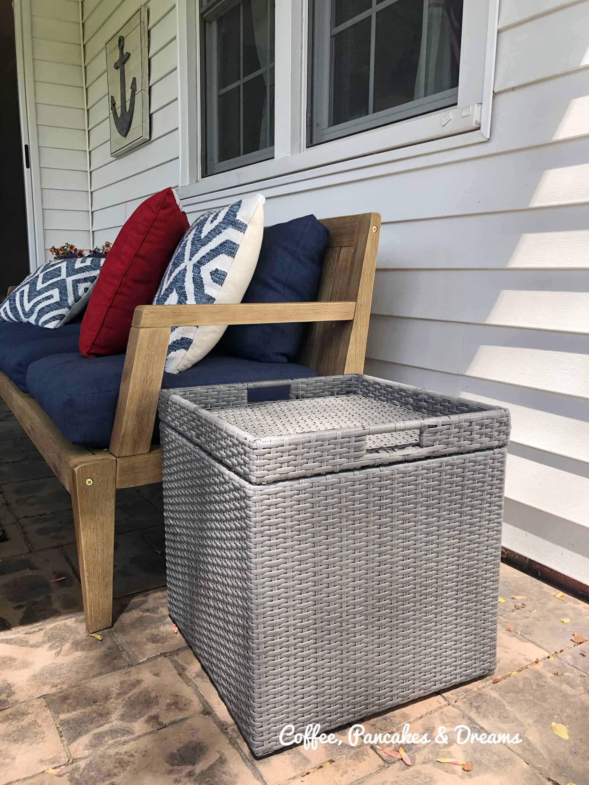 Inexpensive Wicker Outdoor Table