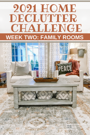 Easy Family Room Organization Ideas #clutterfree #cleartheclutter #organizationtips